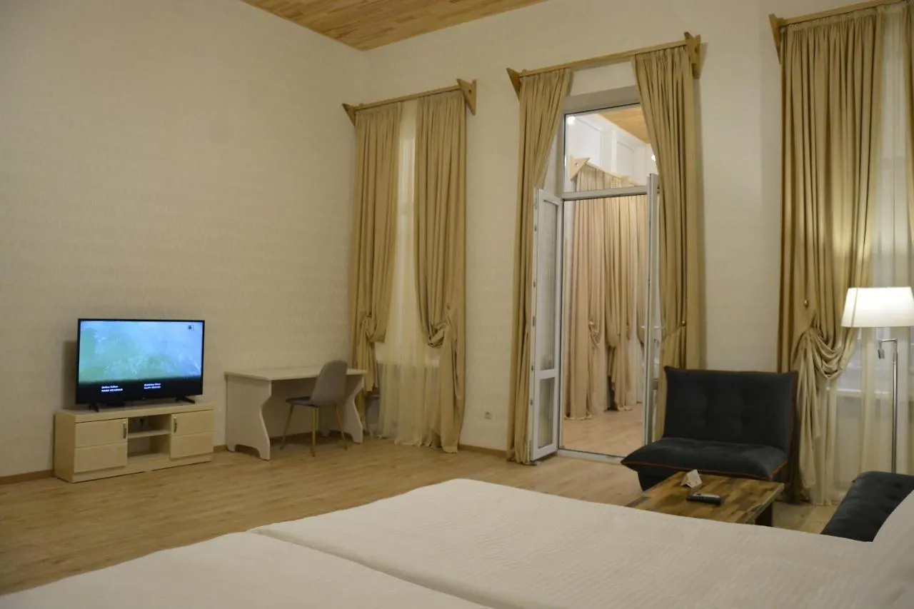 Tovstonogovi Street Apartment Tbilisi