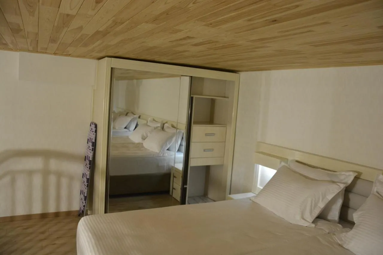 Tovstonogovi Street Apartment Tbilisi