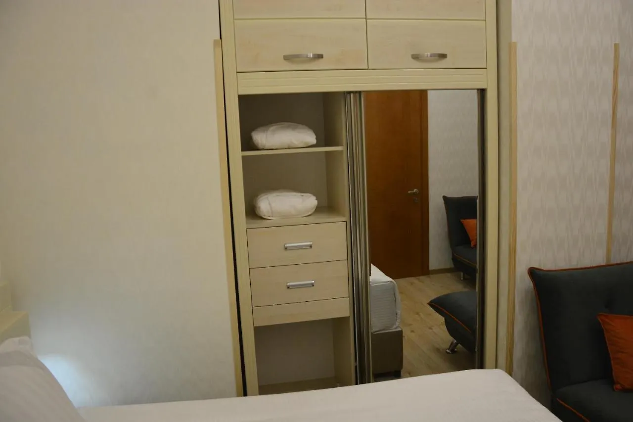 Tovstonogovi Street Apartment Tbilisi